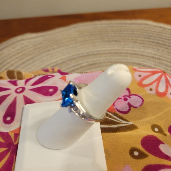 EUC~ Ring - Picture 5 of 6